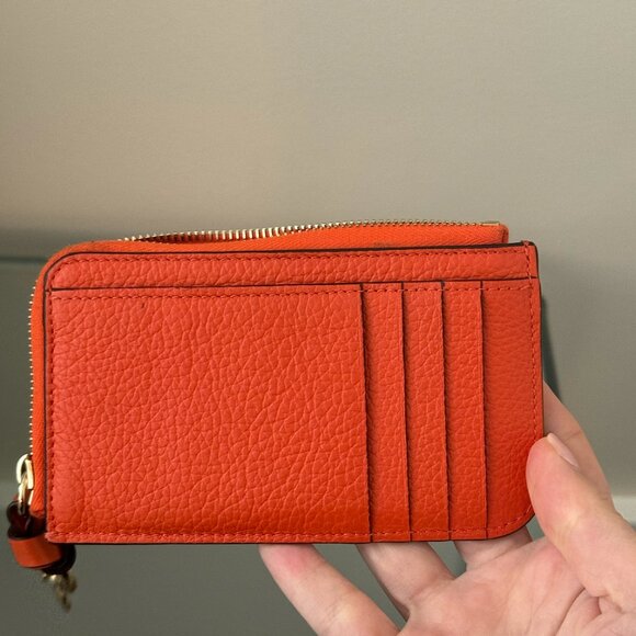 CHLOE orange wallet. - Picture 2 of 4